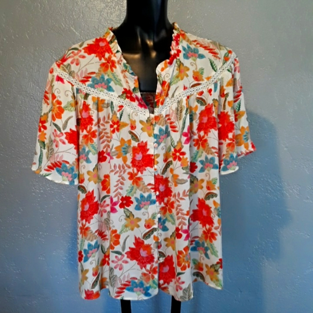 Rose plus Olive bright print summer blouse
